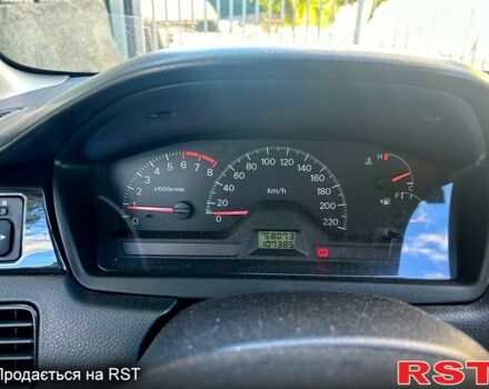Мицубиси Лансер, объемом двигателя 1.6 л и пробегом 107 тыс. км за 2000 $, фото 4 на Automoto.ua
