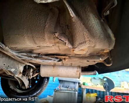 Мицубиси Лансер, объемом двигателя 1.6 л и пробегом 260 тыс. км за 1600 $, фото 3 на Automoto.ua