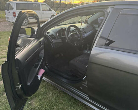 Мицубиси Лансер, объемом двигателя 2 л и пробегом 220 тыс. км за 4999 $, фото 6 на Automoto.ua