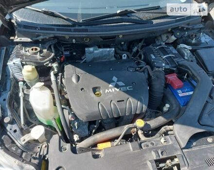 Мицубиси Лансер, объемом двигателя 2 л и пробегом 15 тыс. км за 13000 $, фото 7 на Automoto.ua