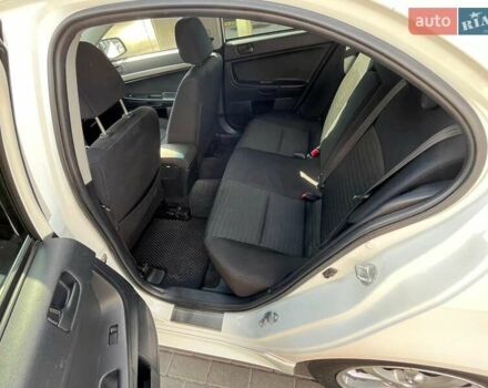 Мицубиси Лансер, объемом двигателя 2.36 л и пробегом 273 тыс. км за 9500 $, фото 15 на Automoto.ua