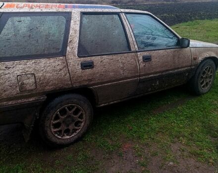 Мицубиси Лансер, объемом двигателя 1.8 л и пробегом 0 тыс. км за 1200 $, фото 1 на Automoto.ua