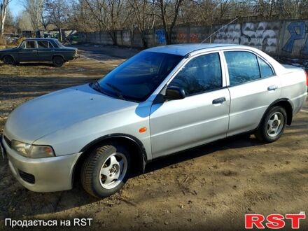 Міцубісі Lancer 1998 у Одесі на Automoto.ua Міцубісі Lancer, об'ємом двигуна 13 л та пробігом 300 тис. км за 3000 $, фото 1 на Automoto.ua