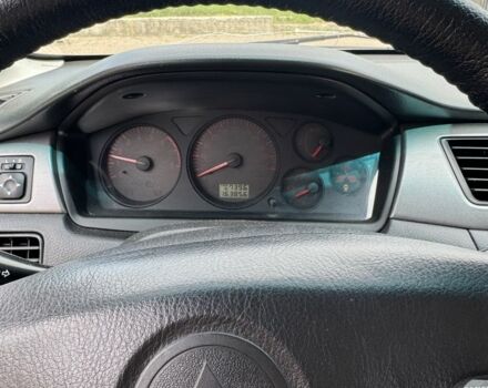 Жовтий Міцубісі Lancer, об'ємом двигуна 2 л та пробігом 262 тис. км за 3300 $, фото 6 на Automoto.ua