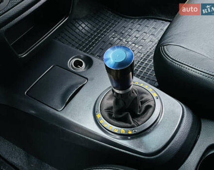 Желтый Мицубиси Лансер, объемом двигателя 2 л и пробегом 263 тыс. км за 4500 $, фото 10 на Automoto.ua