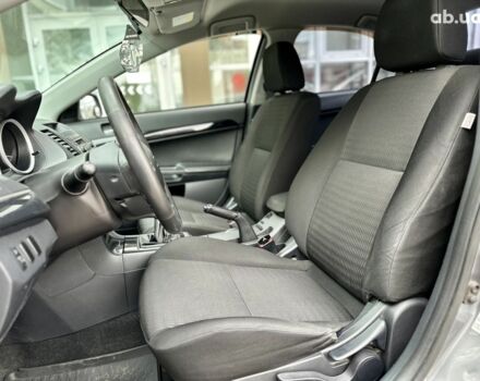 Серый Мицубиси Лансер, объемом двигателя 0 л и пробегом 154 тыс. км за 7600 $, фото 16 на Automoto.ua