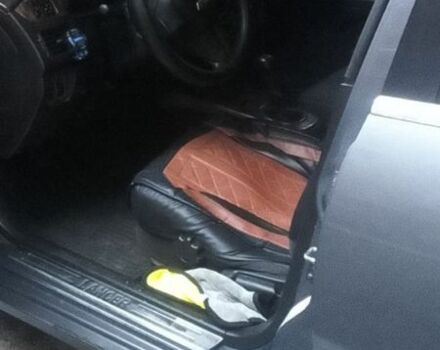 Серый Мицубиси Лансер, объемом двигателя 1.6 л и пробегом 318 тыс. км за 3350 $, фото 13 на Automoto.ua