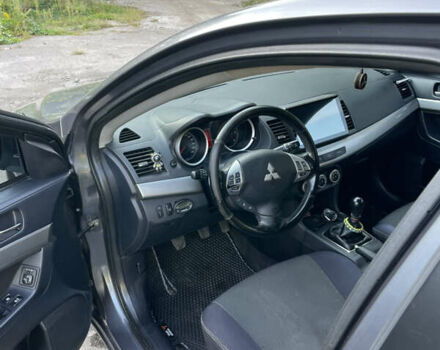 Міцубісі Lancer 2009 у Львові на Automoto.ua Сірий Міцубісі Lancer, об'ємом двигуна 2 л та пробігом 268 тис. км за 5900 $, фото 9 на Automoto.ua