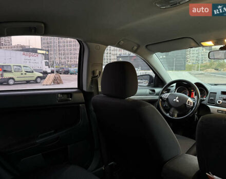 Серый Мицубиси Лансер, объемом двигателя 1.8 л и пробегом 248 тыс. км за 6400 $, фото 12 на Automoto.ua