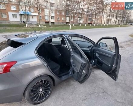 Серый Мицубиси Лансер, объемом двигателя 1.59 л и пробегом 226 тыс. км за 6600 $, фото 8 на Automoto.ua