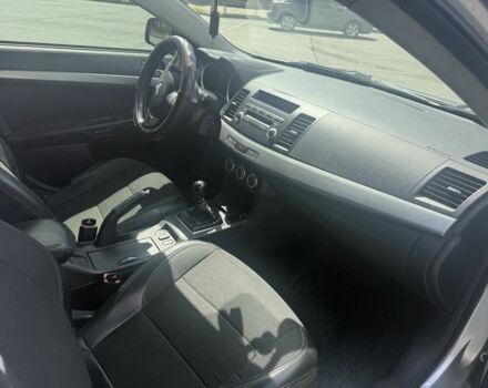 Серый Мицубиси Лансер, объемом двигателя 1.8 л и пробегом 320 тыс. км за 5700 $, фото 6 на Automoto.ua