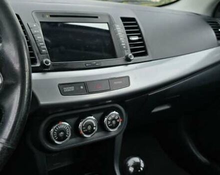 Мицубиси Лансер 2011 в Ужгороде на Automoto.ua Серый Мицубиси Лансер, объемом двигателя 1.8 л и пробегом 184 тыс. км за 8600 $, фото 4 на Automoto.ua