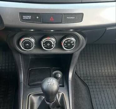 Міцубісі Lancer 2011 у Миколаєві на Automoto.ua Сірий Міцубісі Lancer, об'ємом двигуна 1.6 л та пробігом 94 тис. км за 7999 $, фото 7 на Automoto.ua