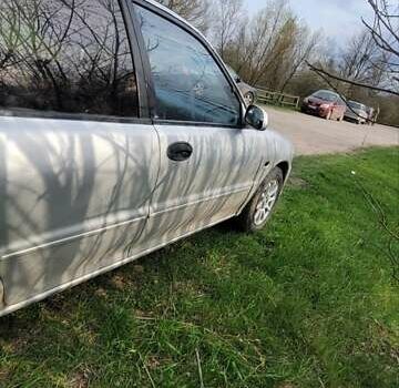 Серый Мицубиси Лансер, объемом двигателя 1.6 л и пробегом 334 тыс. км за 2200 $, фото 3 на Automoto.ua