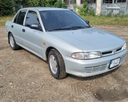 Сірий Міцубісі Lancer, об'ємом двигуна 1.3 л та пробігом 1 тис. км за 2000 $, фото 1 на Automoto.ua