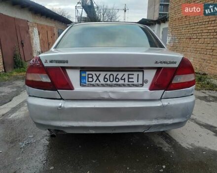 Серый Мицубиси Лансер, объемом двигателя 1.3 л и пробегом 367 тыс. км за 1050 $, фото 3 на Automoto.ua