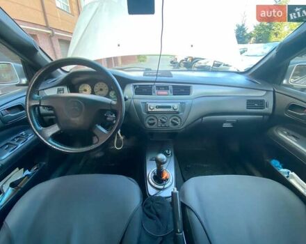 Мицубиси Лансер 2002 в Ивано-Франковске на Automoto.ua Серый Мицубиси Лансер, объемом двигателя 2 л и пробегом 185 тыс. км за 3999 $, фото 8 на Automoto.ua