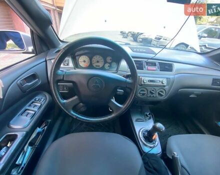 Мицубиси Лансер 2002 в Ивано-Франковске на Automoto.ua Серый Мицубиси Лансер, объемом двигателя 2 л и пробегом 185 тыс. км за 3999 $, фото 7 на Automoto.ua