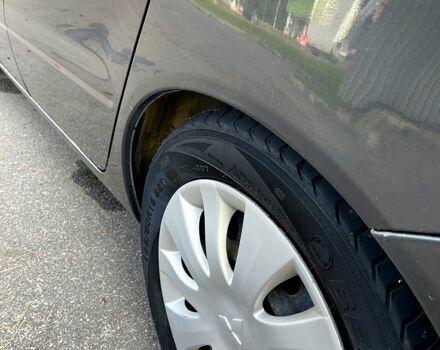 Серый Мицубиси Лансер, объемом двигателя 1.6 л и пробегом 281 тыс. км за 4700 $, фото 4 на Automoto.ua