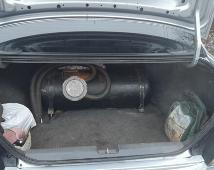 Серый Мицубиси Лансер, объемом двигателя 1.6 л и пробегом 290 тыс. км за 4000 $, фото 1 на Automoto.ua