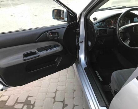 Сірий Міцубісі Lancer, об'ємом двигуна 0.16 л та пробігом 280 тис. км за 4700 $, фото 7 на Automoto.ua