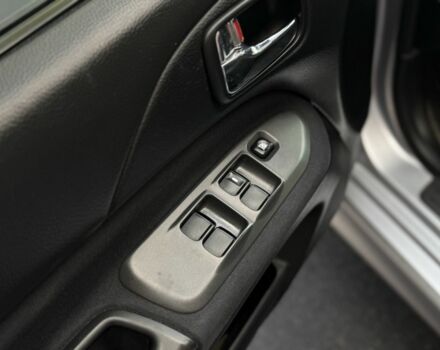 Серый Мицубиси Лансер, объемом двигателя 2 л и пробегом 180 тыс. км за 3700 $, фото 8 на Automoto.ua