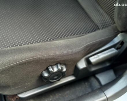 Мицубиси Лансер 2005 в Киеве на Automoto.ua Серый Мицубиси Лансер, объемом двигателя 1.6 л и пробегом 196 тыс. км за 4490 $, фото 15 на Automoto.ua