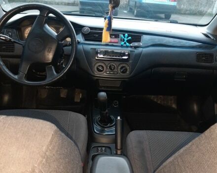 Сірий Міцубісі Lancer, об'ємом двигуна 1.6 л та пробігом 27 тис. км за 4200 $, фото 5 на Automoto.ua