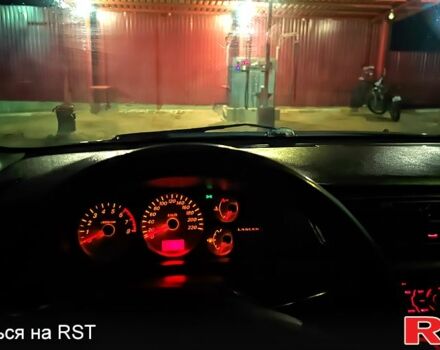 Сірий Міцубісі Lancer, об'ємом двигуна 1.6 л та пробігом 290 тис. км за 4200 $, фото 1 на Automoto.ua
