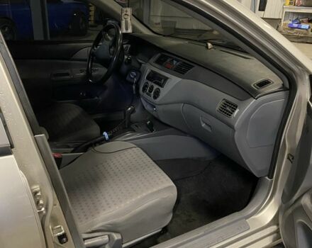 Сірий Міцубісі Lancer, об'ємом двигуна 1.3 л та пробігом 304 тис. км за 3950 $, фото 2 на Automoto.ua