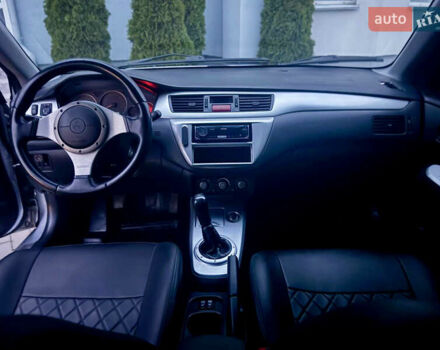 Сірий Міцубісі Lancer, об'ємом двигуна 2 л та пробігом 187 тис. км за 4600 $, фото 7 на Automoto.ua