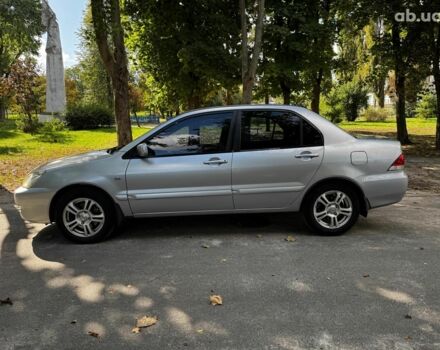 Мицубиси Лансер 2005 в Киеве на Automoto.ua Серый Мицубиси Лансер, объемом двигателя 1.6 л и пробегом 196 тыс. км за 4490 $, фото 11 на Automoto.ua
