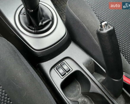 Сірий Міцубісі Lancer, об'ємом двигуна 1.58 л та пробігом 308 тис. км за 3700 $, фото 21 на Automoto.ua