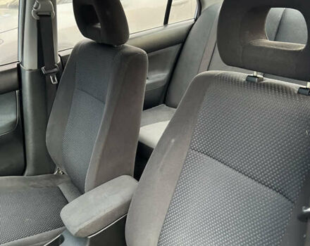 Серый Мицубиси Лансер, объемом двигателя 1.6 л и пробегом 310 тыс. км за 3500 $, фото 4 на Automoto.ua