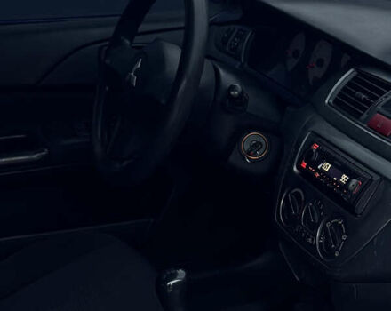 Серый Мицубиси Лансер, объемом двигателя 1.6 л и пробегом 269 тыс. км за 4000 $, фото 8 на Automoto.ua