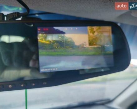 Серый Мицубиси Лансер, объемом двигателя 1.58 л и пробегом 250 тыс. км за 4700 $, фото 3 на Automoto.ua