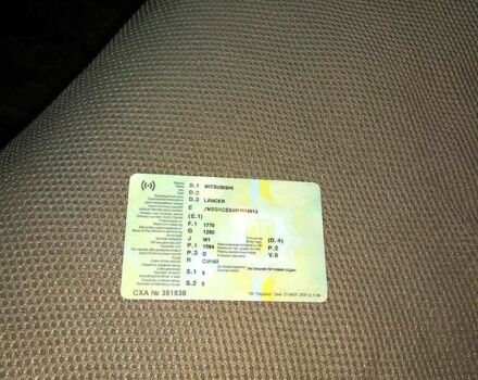 Серый Мицубиси Лансер, объемом двигателя 1.6 л и пробегом 214 тыс. км за 4500 $, фото 12 на Automoto.ua