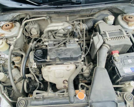 Серый Мицубиси Лансер, объемом двигателя 1.6 л и пробегом 253 тыс. км за 2850 $, фото 16 на Automoto.ua