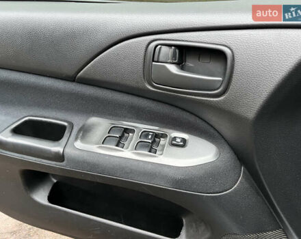 Сірий Міцубісі Lancer, об'ємом двигуна 1.58 л та пробігом 308 тис. км за 3700 $, фото 19 на Automoto.ua