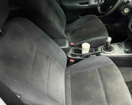 Серый Мицубиси Лансер, объемом двигателя 1.6 л и пробегом 300 тыс. км за 4600 $, фото 12 на Automoto.ua