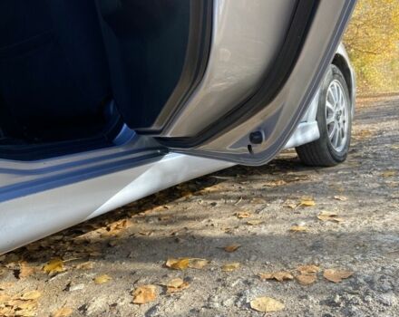 Серый Мицубиси Лансер, объемом двигателя 1.6 л и пробегом 204 тыс. км за 3999 $, фото 13 на Automoto.ua