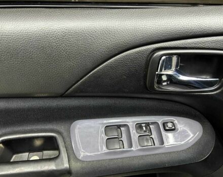 Серый Мицубиси Лансер, объемом двигателя 1.6 л и пробегом 300 тыс. км за 4600 $, фото 8 на Automoto.ua