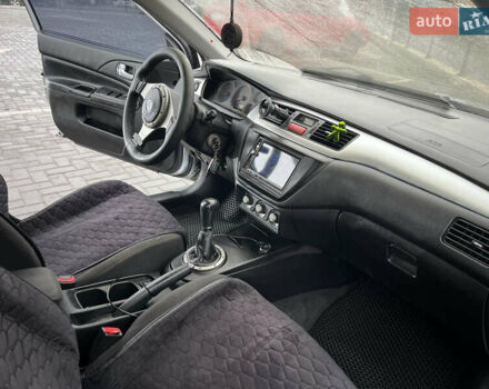 Сірий Міцубісі Lancer, об'ємом двигуна 2 л та пробігом 187 тис. км за 4500 $, фото 18 на Automoto.ua
