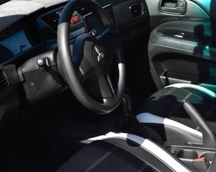 Серый Мицубиси Лансер, объемом двигателя 1.6 л и пробегом 230 тыс. км за 4550 $, фото 7 на Automoto.ua