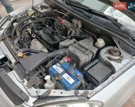 Серый Мицубиси Лансер, объемом двигателя 1.58 л и пробегом 215 тыс. км за 4000 $, фото 9 на Automoto.ua