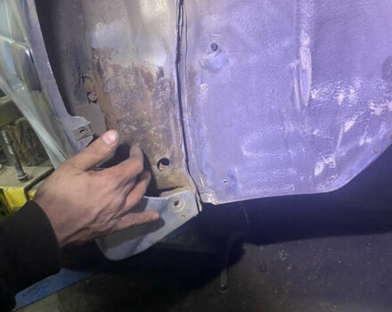 Серый Мицубиси Лансер, объемом двигателя 2 л и пробегом 256 тыс. км за 7000 $, фото 17 на Automoto.ua