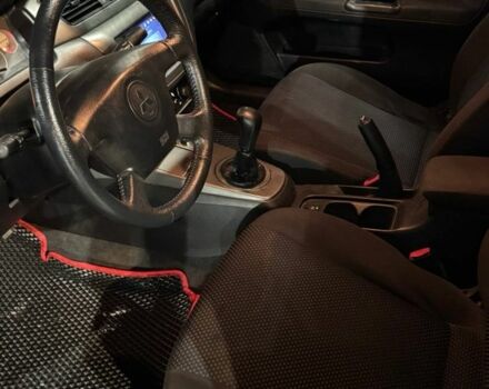 Серый Мицубиси Лансер, объемом двигателя 1.6 л и пробегом 330 тыс. км за 3200 $, фото 7 на Automoto.ua