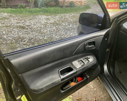 Сірий Міцубісі Lancer, об'ємом двигуна 1.6 л та пробігом 222 тис. км за 4900 $, фото 6 на Automoto.ua