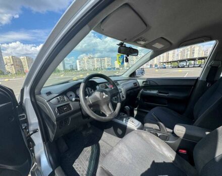 Серый Мицубиси Лансер, объемом двигателя 1.6 л и пробегом 288 тыс. км за 4500 $, фото 9 на Automoto.ua
