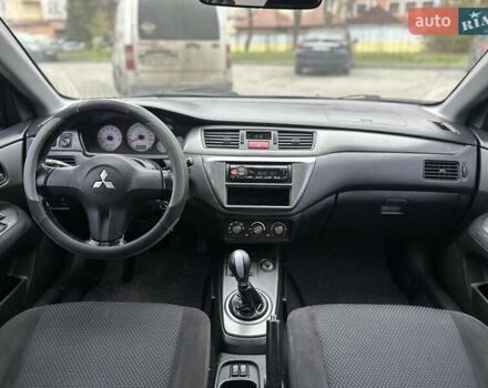 Сірий Міцубісі Lancer, об'ємом двигуна 1.6 л та пробігом 177 тис. км за 2800 $, фото 34 на Automoto.ua